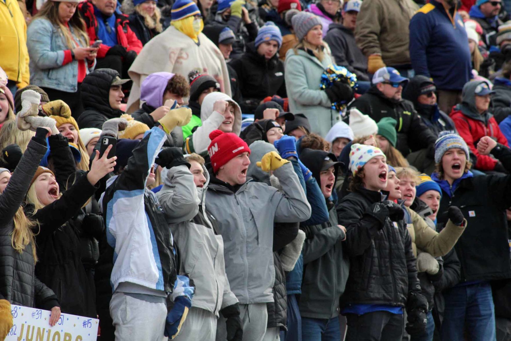 Rice Lake football vs. Pewaukee Division 3 state 11-19-21
